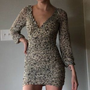{Never Worn} Lilia Long Sleeve Ruched Mini Dress